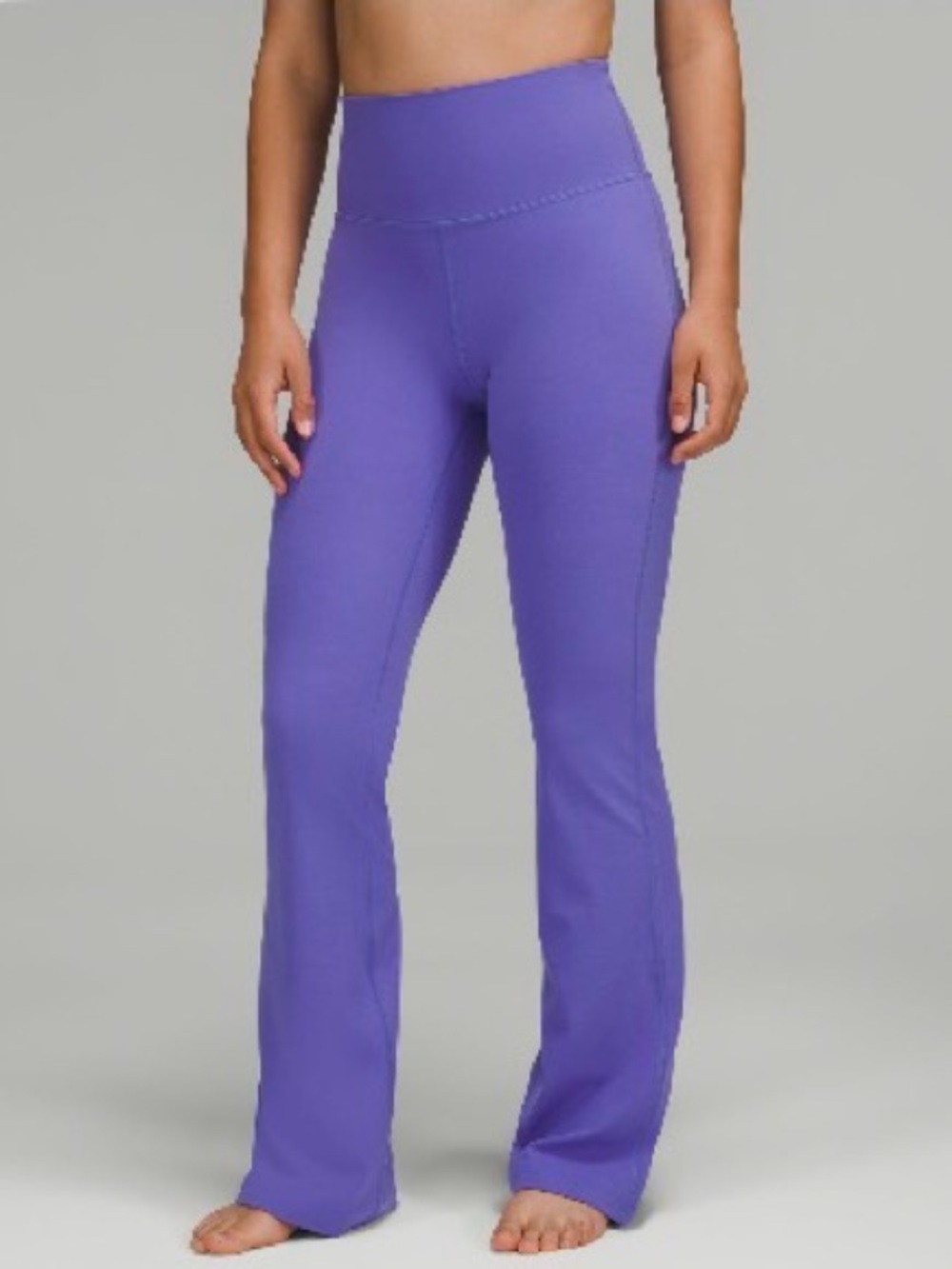Lululemon Groove Super-High-Rise Flared
Pant Nulu